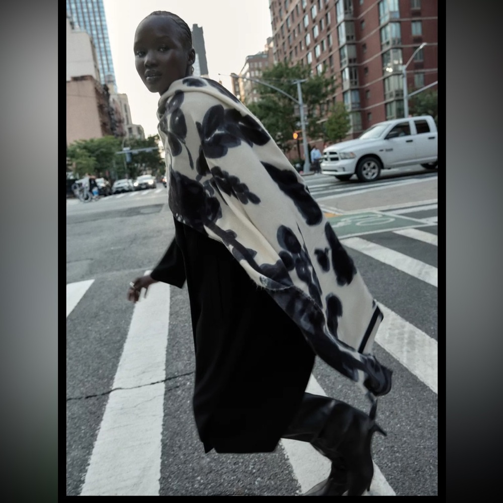 Zara printed scarf wrap, large sized